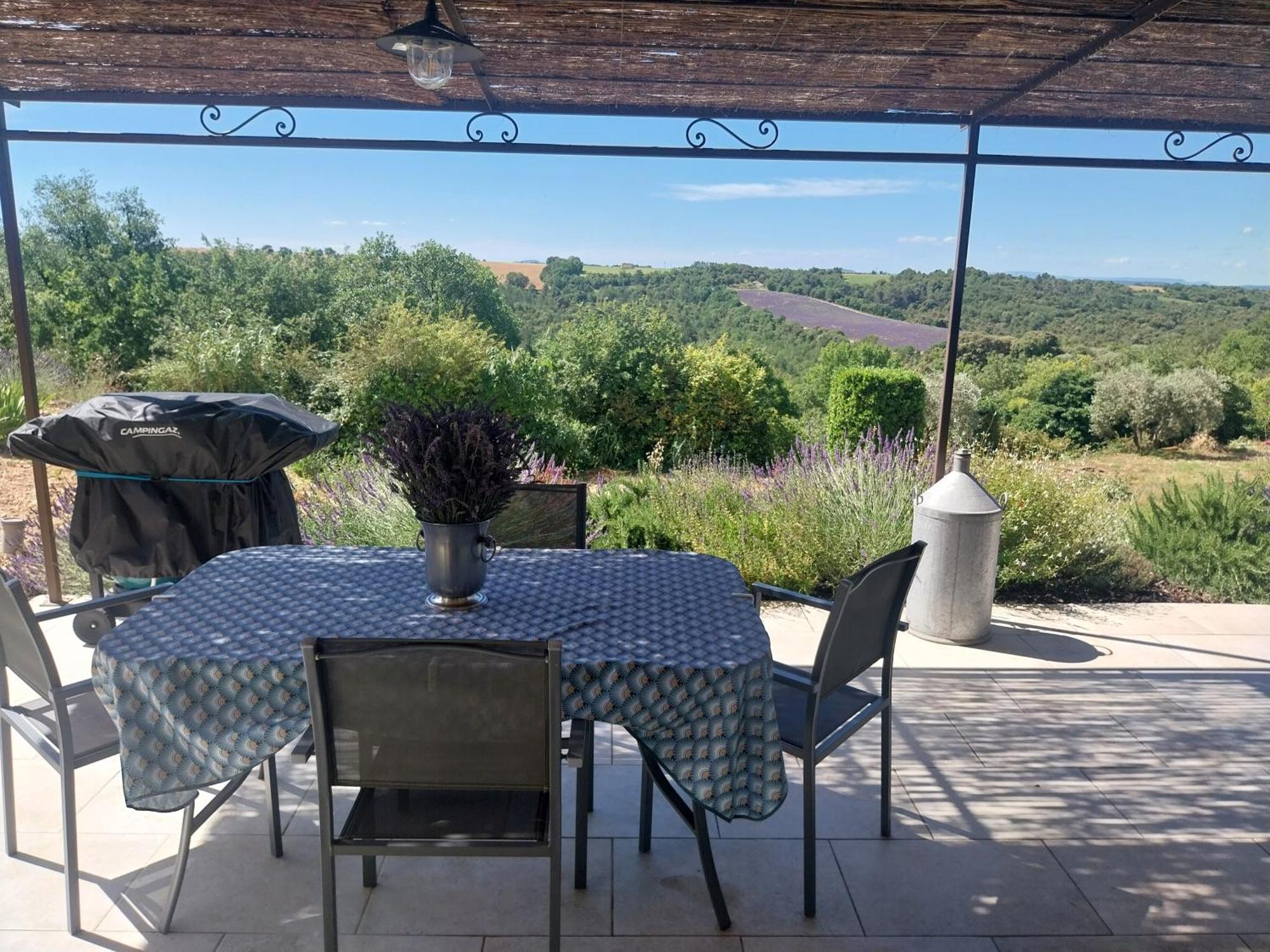 Gites Lou Limbert Valensole Extérieur photo